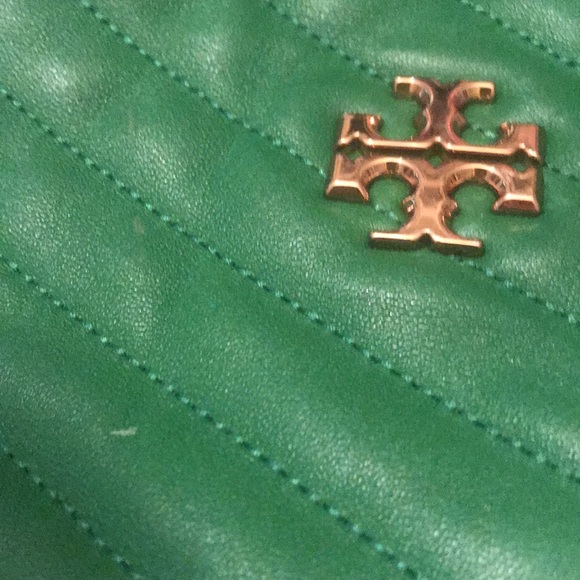 Authentic Tory Burch emerald green shoulder bag - Picture 9 of 12